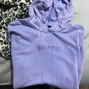 Light Purple Nike Sweatshirt